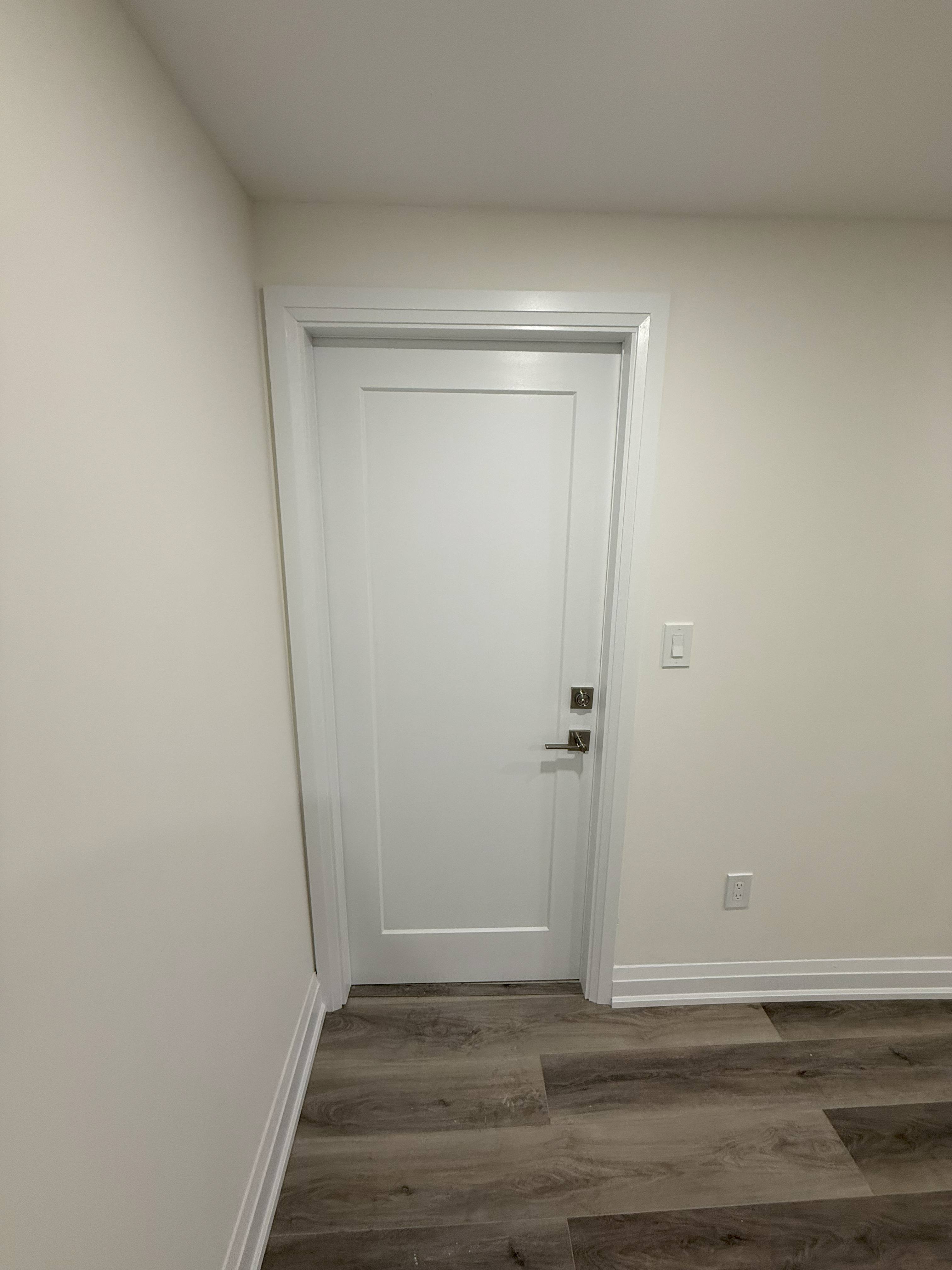 Baseboard and floor transition finishing